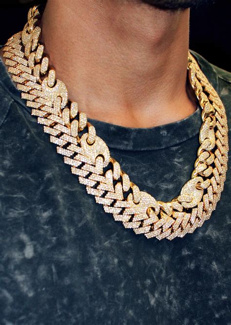 cuban chain gucci|gucci link to love chain.